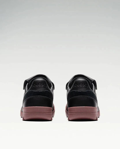 Black | Currant