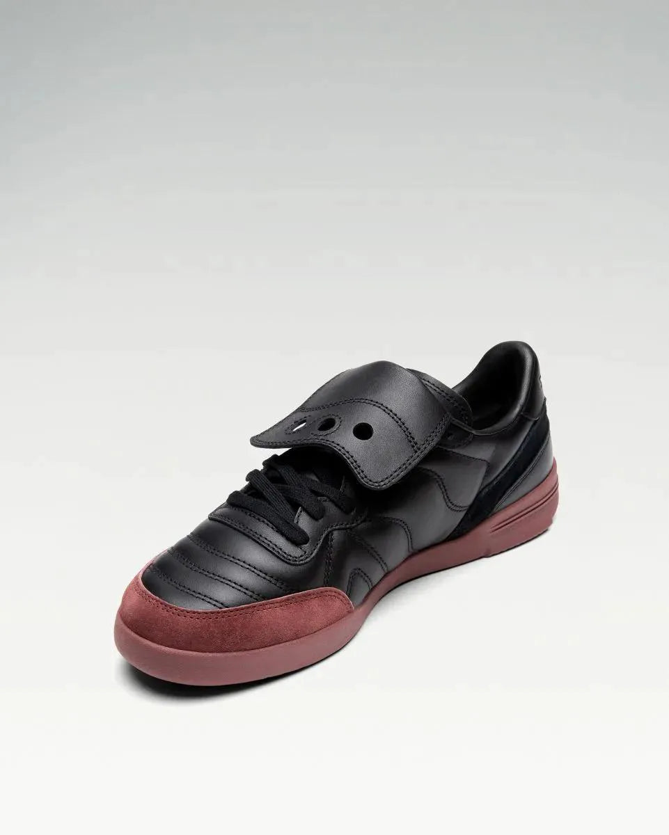 Black | Currant